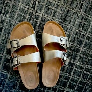 Metallic slides